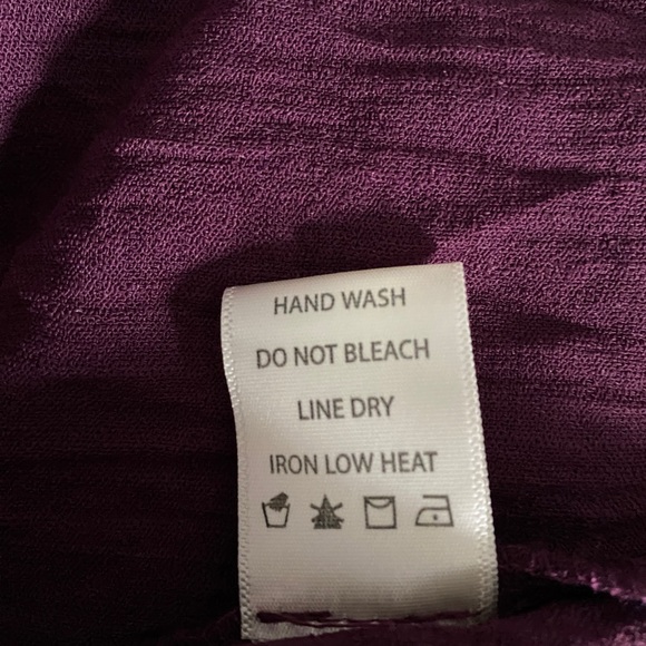 Max Studio pantsuit, size xsmall, 100% polyester, smocked waist, burgundy (NWT) - Picture 13 of 13